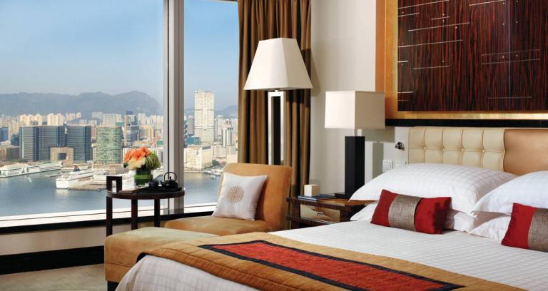 Four Seasons Hotel Hong Kong