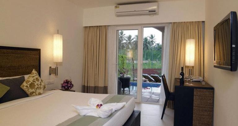 Royal Orchid Beach Resort & Spa