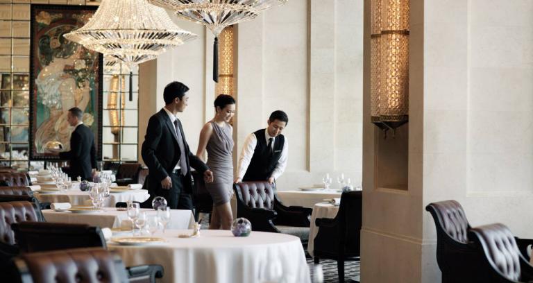 Four Seasons Hotel Hong Kong